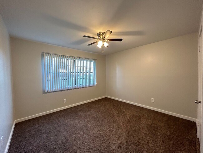Building Photo - 3629 N MacGregor Way