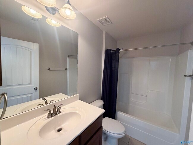 Building Photo - 110 Autumn Haven Ln