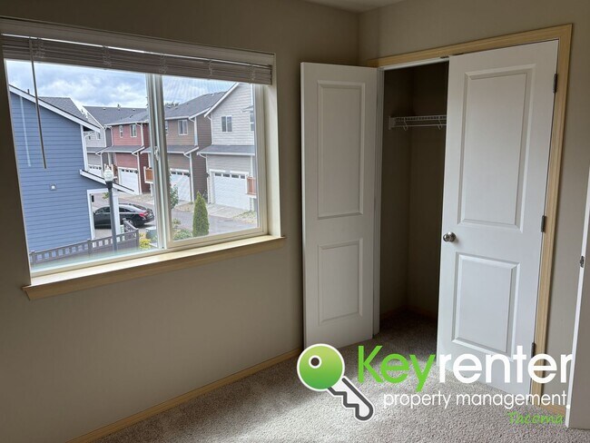 Building Photo - 1050 Magnuson Way
