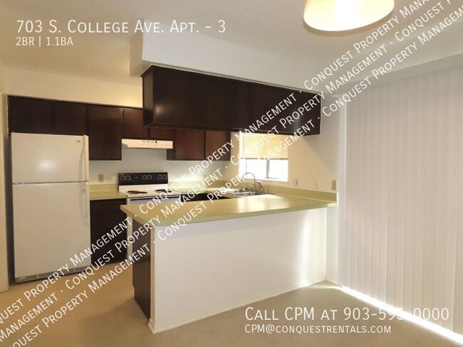 Building Photo - Two-Story 2 Bedroom, 1-1/2 Bath Apartment