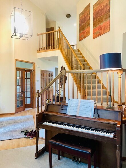 Piano for your use. - 18679 Pathfinder Dr