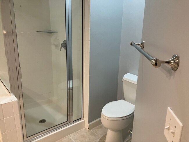 Building Photo - 3 BR / 2 BA at the Preserve