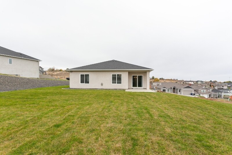 Building Photo - 1094 Chinook Dr