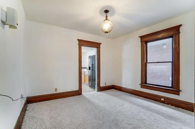 Building Photo - 888-890 Studer Ave