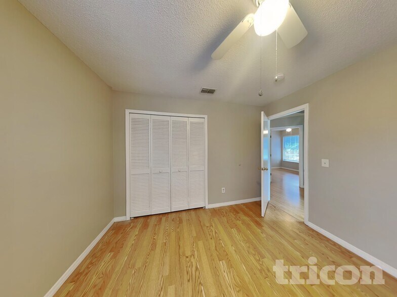 Building Photo - 528 Nevada Loop Rd