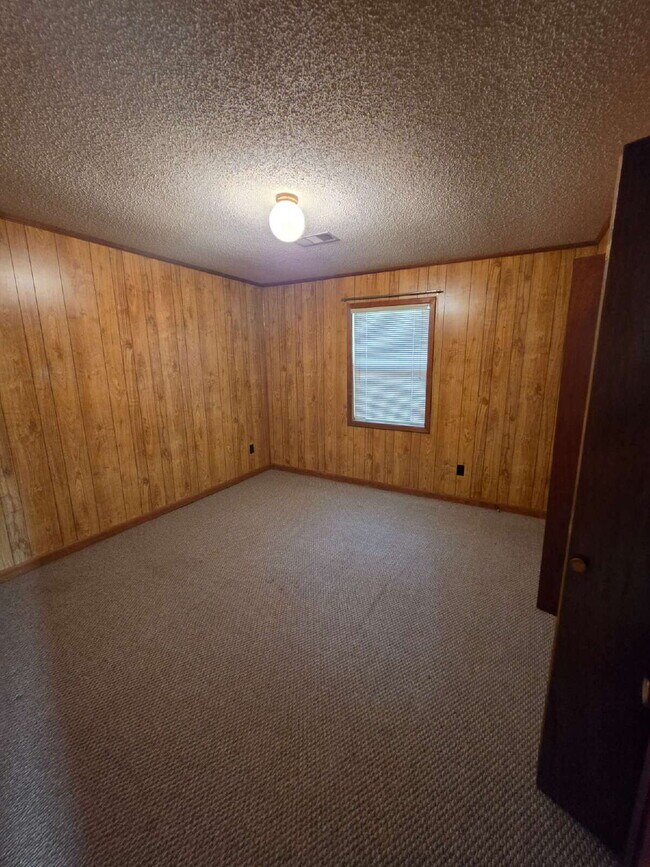 Building Photo - 3306 Barrett Cir