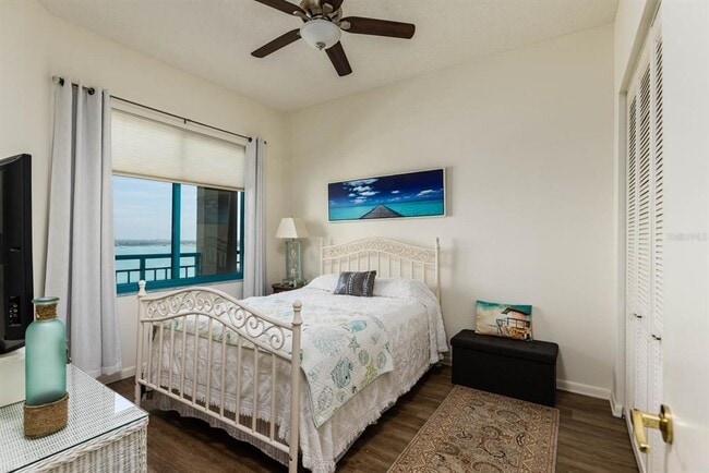 Building Photo - 1560 Gulf Blvd