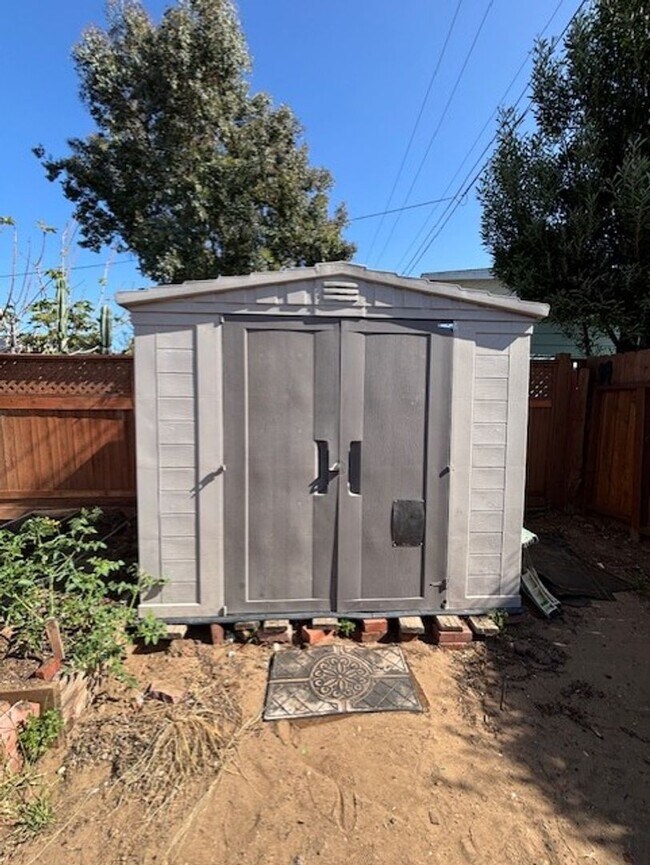 Building Photo - Oceano Gem! 2BR/2BA + Bonus Room, Private Patio & Extra Storage