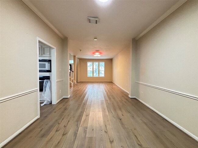 Building Photo - 3418 Shadowfern Dr