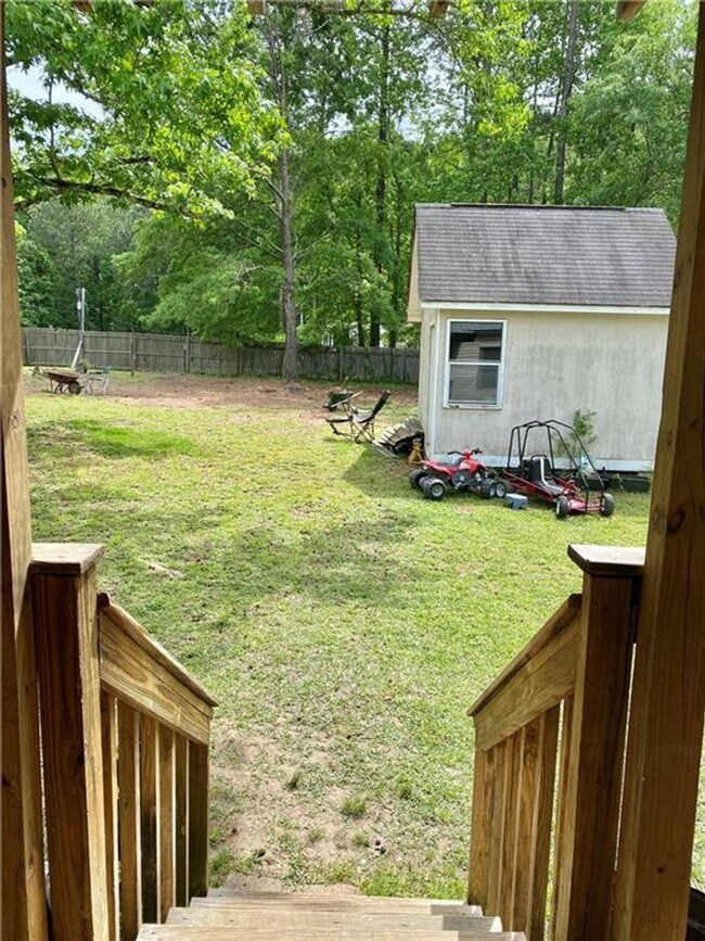 Building Photo - 1170 Steele Dr