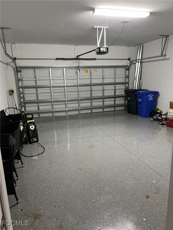 Building Photo - 12048 Westmoreland Way