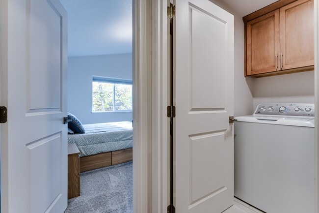 Building Photo - 1526 McKinley St