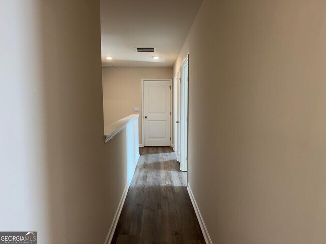 Building Photo - 97 Brode Ln