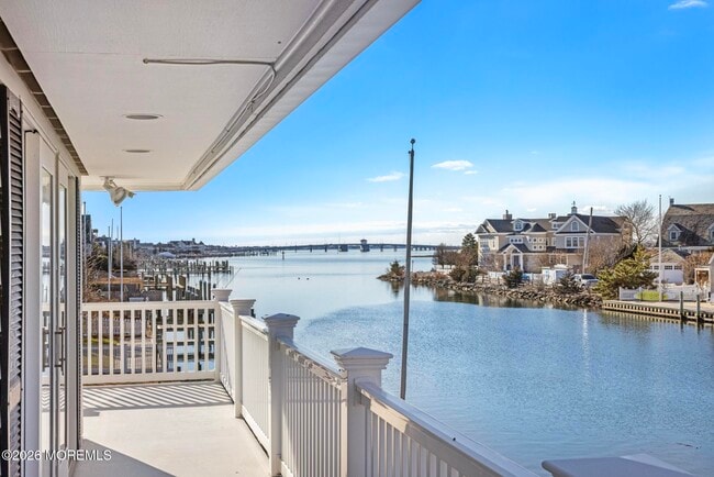 Building Photo - 954 Barnegat Ln