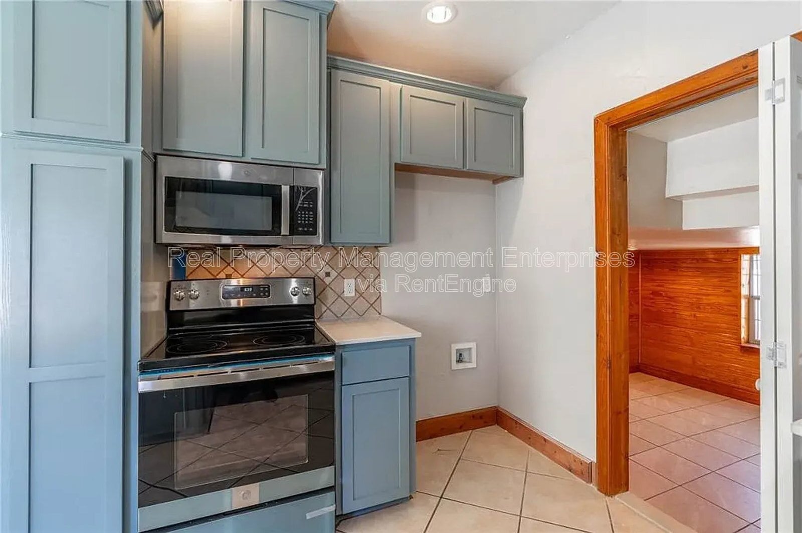 Building Photo - 3633 N Youngs Blvd