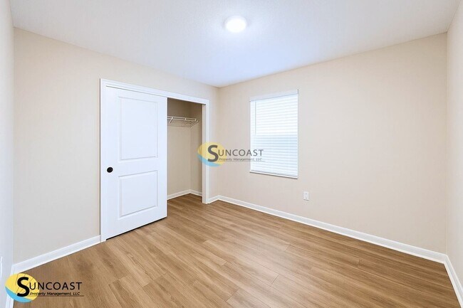 Building Photo - 36 Pine Haven Dr