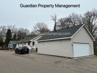 Building Photo - Orono Single Family Home, Large Garage, Sp...
