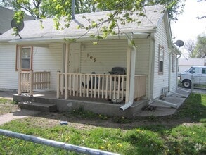 Building Photo - 103 K St