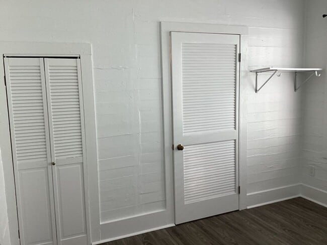 Building Photo - Old Town Location - 1 bed / 1 bath Apartment