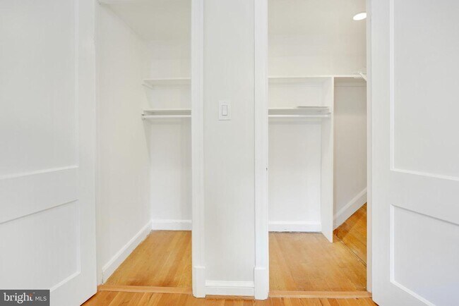 Building Photo - 5522 Blair Rd NE
