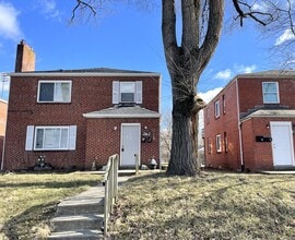 Building Photo - 262 S Chase Ave