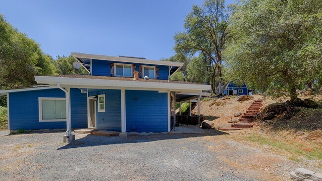 Building Photo - Private Gated 3BD/2BA Home on Acreage – Close to Bear River Highschool
