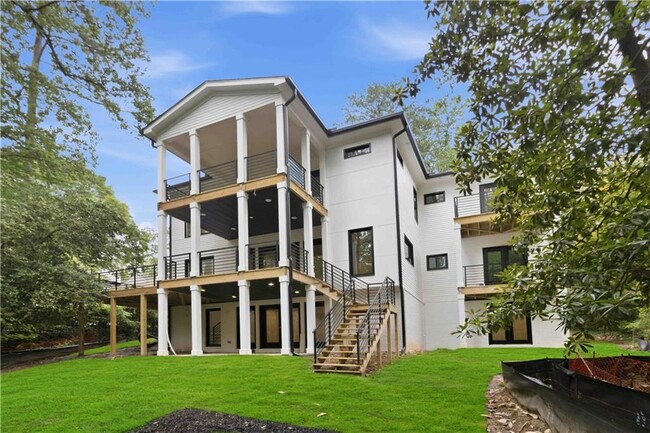 Building Photo - 3196 Towerview Dr NE
