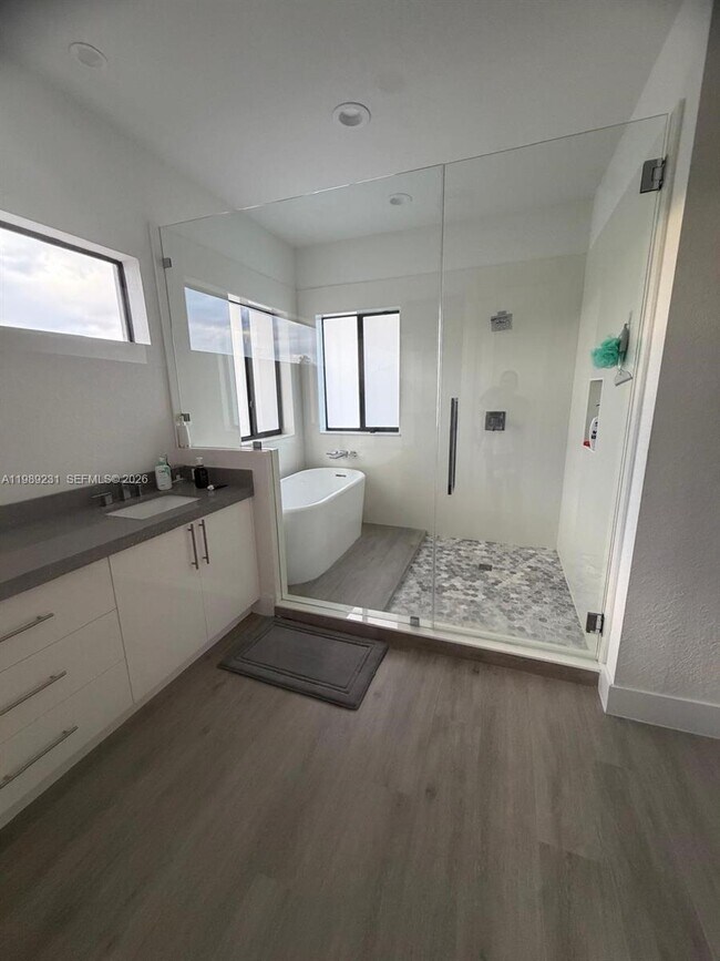 Building Photo - 14651 SW 21st St