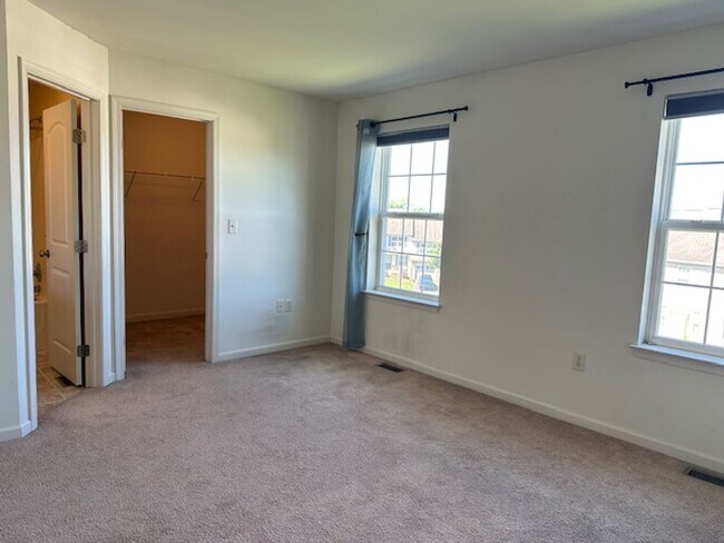 Building Photo - 6205 Galleon Drive