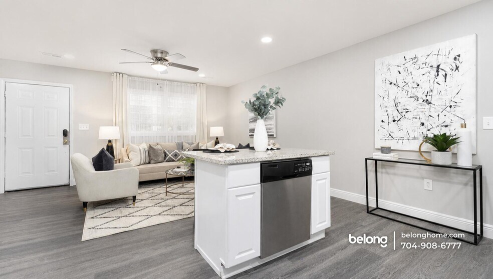 Building Photo - 3216 Credenza Rd