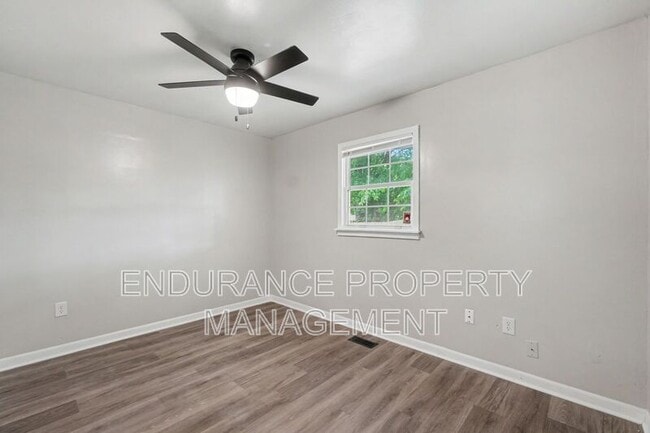 Building Photo - 9500 Ridgemoor Ave