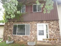 Building Photo - 907 Sprucewood Ln