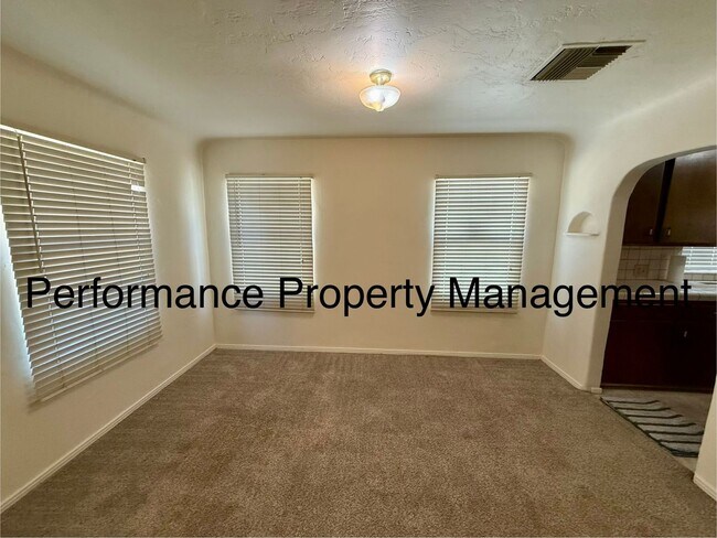 Building Photo - Cute 3 Bed/1 Bath N Bakersfield Home w/ Solar, RBP & $0 Deposit Option
