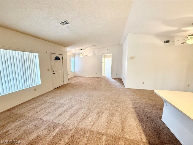 Building Photo - 1081 Pluto St