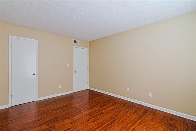 Building Photo - 1808 Augusta Dr