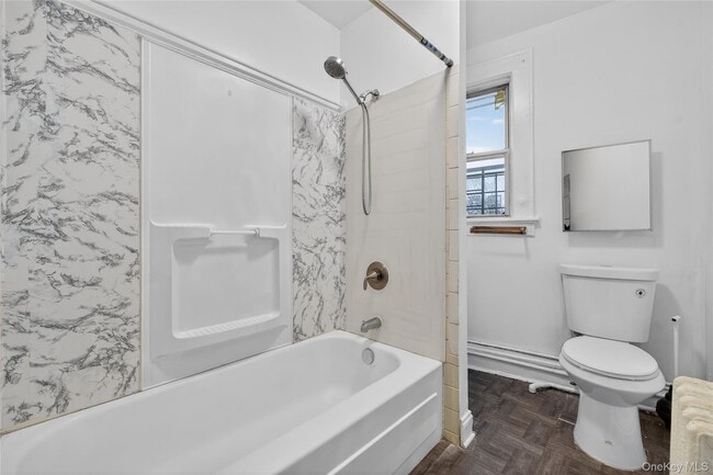 Building Photo - 2092 Grand Ave