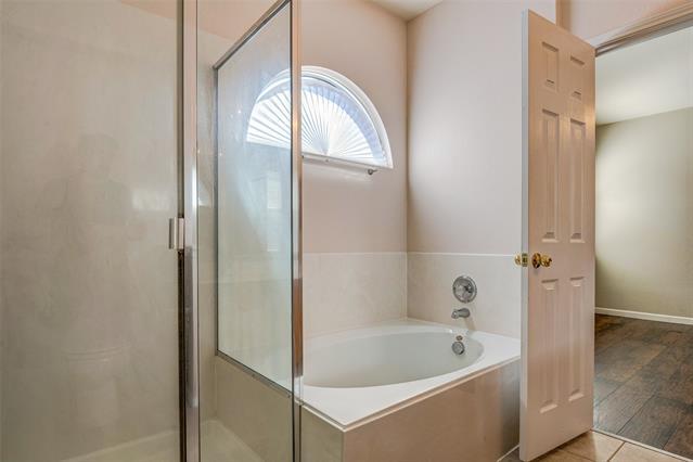 Building Photo - 1541 Cliff Creek Dr