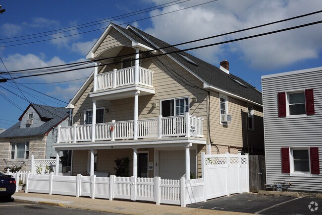 Building Photo - 34 Fremont Ave