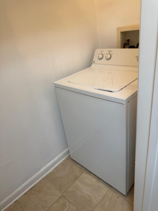 Building Photo - 19914 Villa Creek Dr