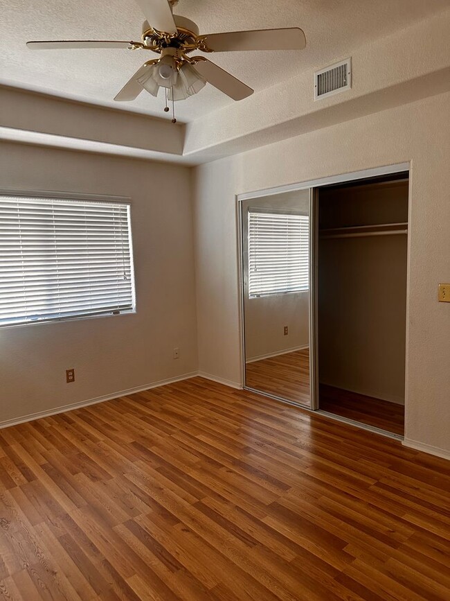 Building Photo - Beautiful 3BD/ 2 BA House For Rent