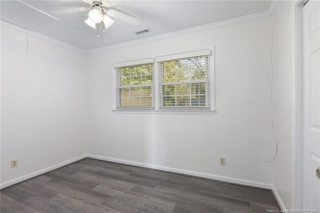 Building Photo - 1228 Woodland Dr