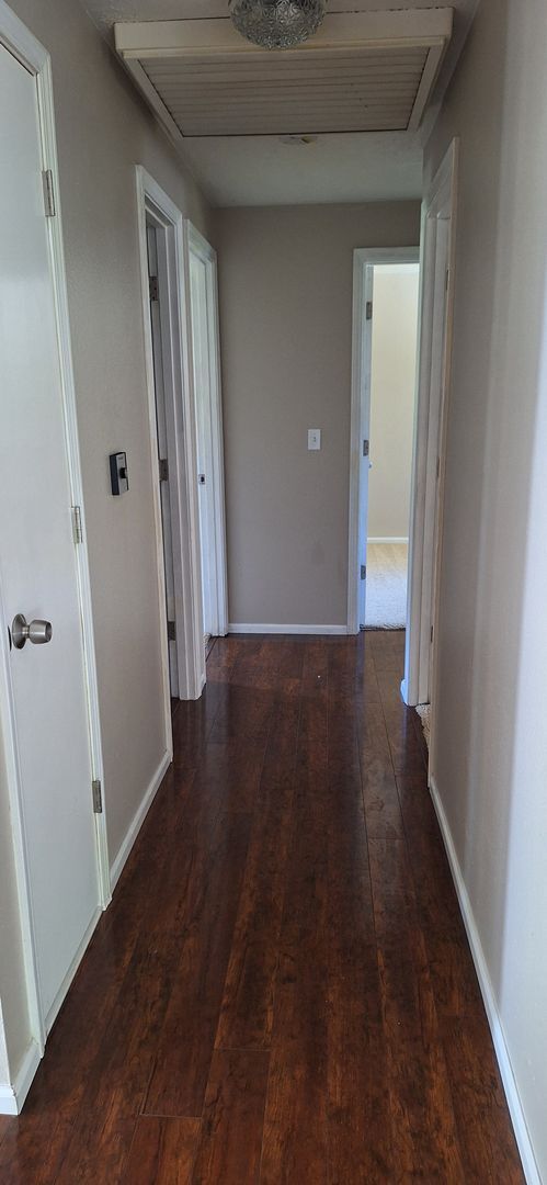 Building Photo - Charming Single Family Home -400 N 9th Phi...
