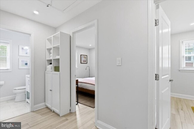 Building Photo - 3823 Duke St