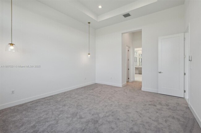 Building Photo - 13131 Feathering Wy