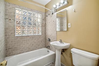 Building Photo - Cory-Merrill Charmer