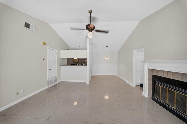 Building Photo - 339 Fantail Loop