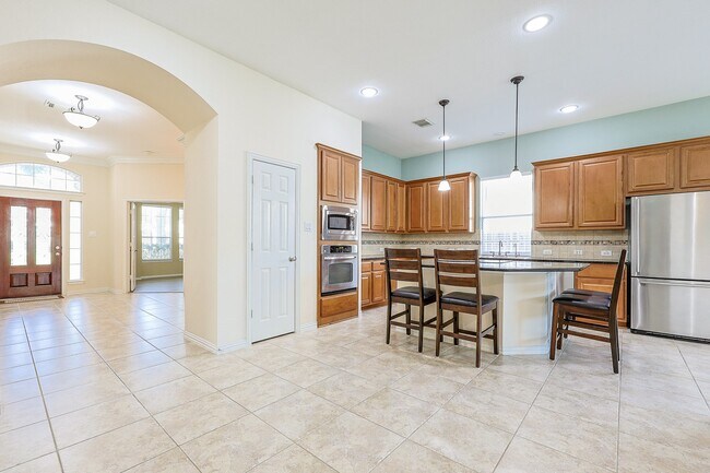 Building Photo - 6726 Hawsley Way