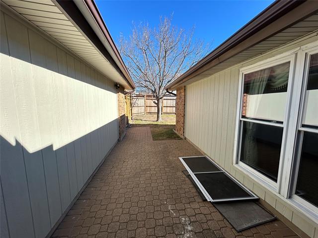 Building Photo - 1313 Heidi Dr