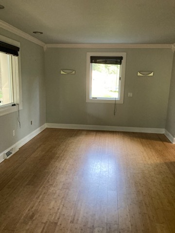 Dining Area - 111 Ferndale Ave