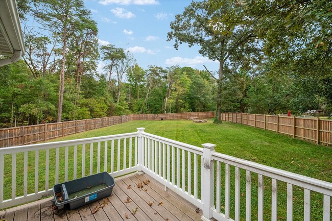 Building Photo - Charming Colonial in Elmhurst Station